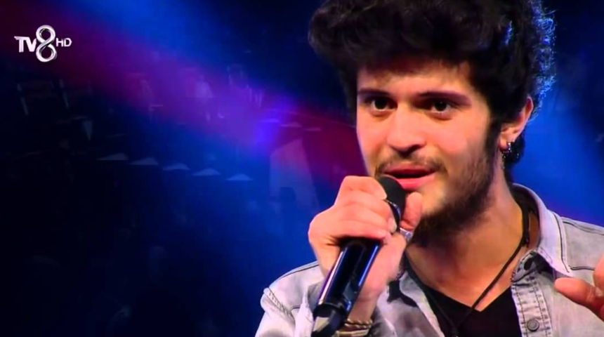 O Ses T&uuml;rkiye şampiyonu Emre Sertkaya baba oldu! Son hali şaşırttı