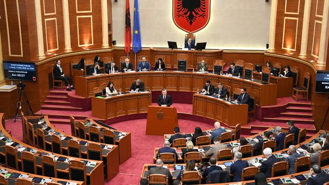 Arnavutluk'tan İran'a ter&ouml;r&uuml; destekleyen devlet kararı