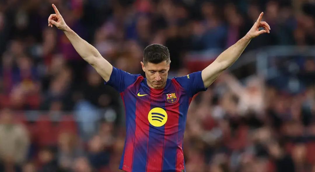 Beşiktaş ve Fenerbah&ccedil;e peşindeydi! Lewandowski her şeyi kabul etti: İmza bekleniyor 1