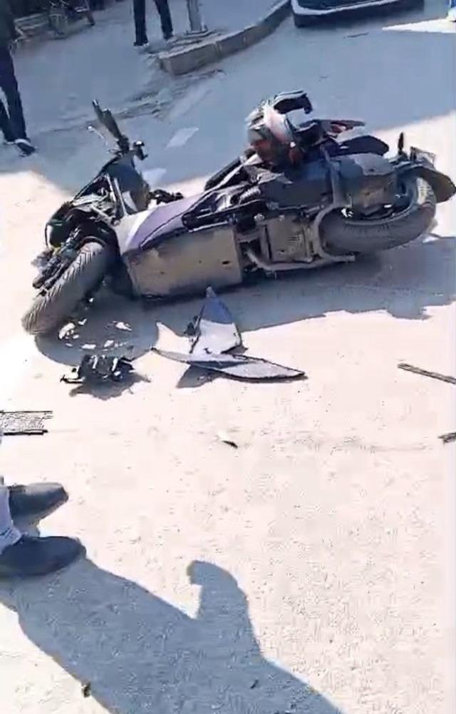 Bursa&rsquo;da ani d&ouml;n&uuml;ş kazaya neden oldu: 1 kişi yaralandı 4