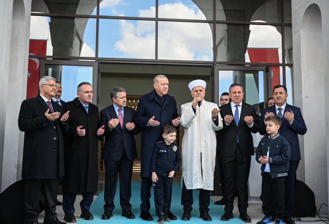 Cumhurbaşkanı Erdoğan: "Değerlerimize sahip &ccedil;ıkmaya devam edeceğiz" 1