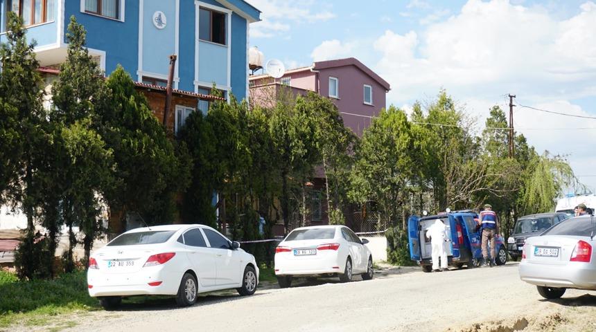 Tekirdağ'da katliam! Eşini ve 2 üvey oğlunu boğup, üvey kızıyla kaçtı