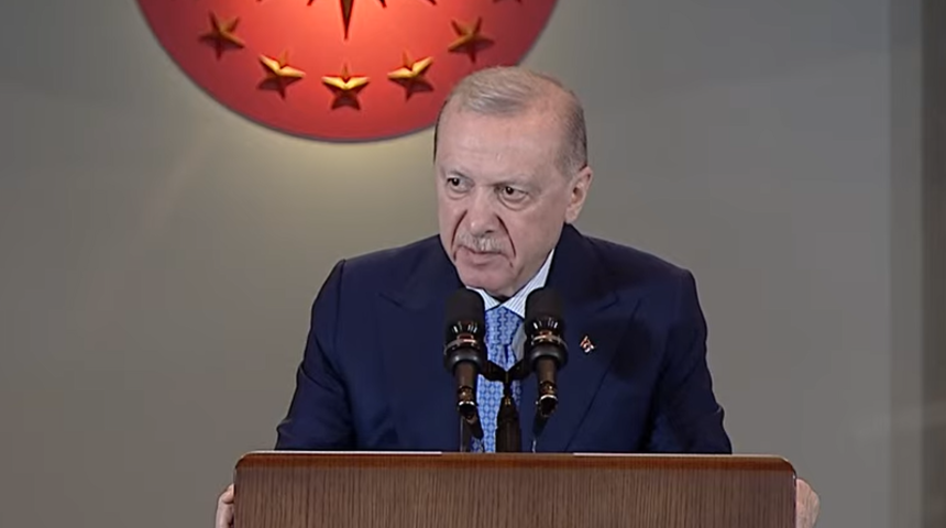 Cumhurbaşkanı Erdoğan: "L&uuml;bnan ve İran'ı hedef alan saldırılarının amacının sadece g&uuml;venlik olmadığını biliyoruz"
