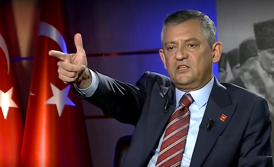İmamoğlu i&ccedil;in  ev hapsi  s&ouml;zleri g&uuml;ndem olmuştu! &Ouml;zg&uuml;r &Ouml;zel den yeni a&ccedil;ıklama: "&Ccedil;ok insani bir şeyle s&ouml;yledim" 2