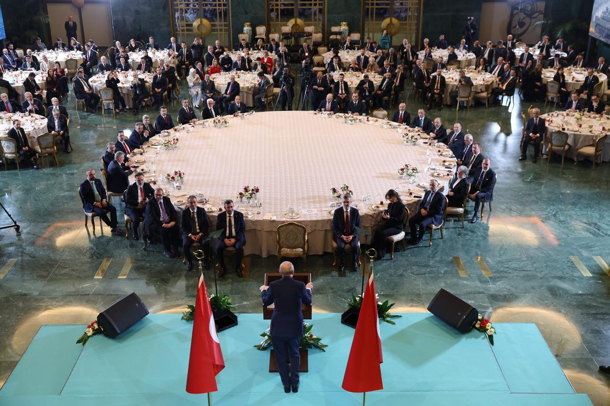 Cumhurbaşkanı Erdoğan: "L&uuml;bnan ve İran ı hedef alan saldırılarının amacının sadece g&uuml;venlik olmadığını biliyoruz" 4