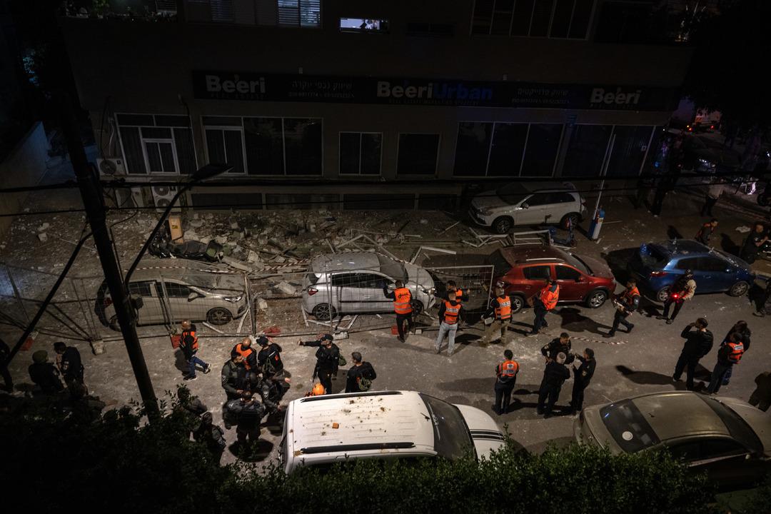 İran dan intikam saldırısı! İsrail de elektrikler kesildi: 230 dan fazla &ouml;l&uuml; ve yaralı 3