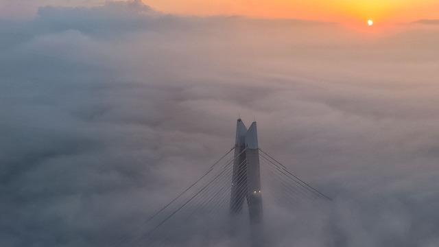 İstanbul'da sabahın ilk ışıklarıyla mest eden görüntü