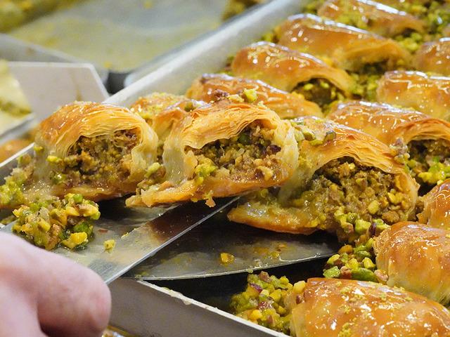 Yoğun mesai var, kilosu 2 bin TL: Hileye dikkat