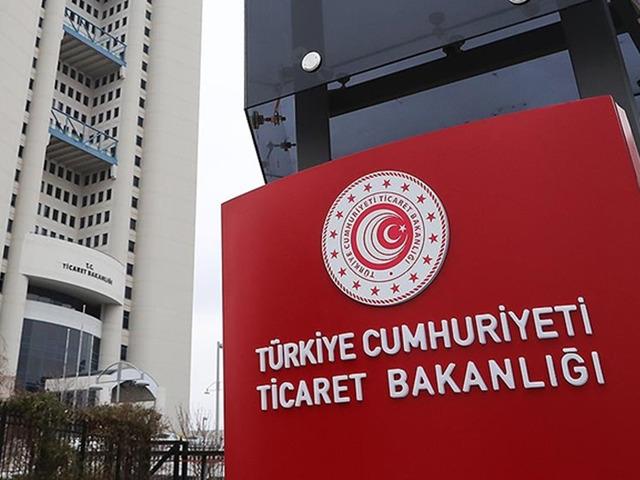 Ticaret Bakanlığı d&uuml;ğmeye bastı! Gıda arzı ve fiyat istikrarı i&ccedil;in &ccedil;ok y&ouml;nl&uuml; tedbir paketi