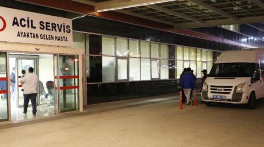 Antalya'da &ccedil;ok sayıda asker hastaneye kaldırıldı