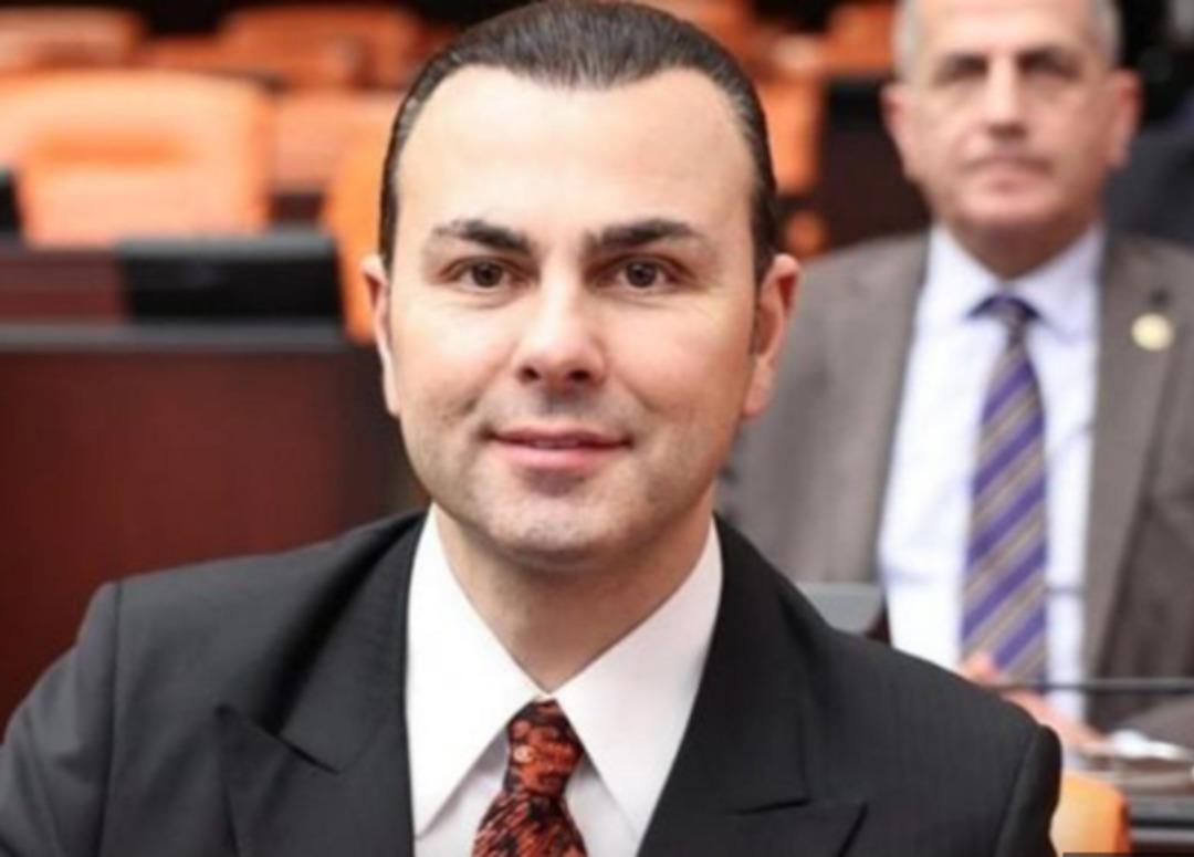 Vatandaşlık vaadiyle dolandırıcılık iddiası! Kongolu iş insanı AK Partili vekili su&ccedil;ladı 3