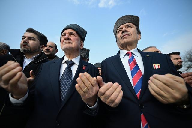 Sakarya ve &ccedil;evre illerde &Ccedil;anakkale Deniz Zaferi nin 111. yılı dolayısıyla t&ouml;renler d&uuml;zenlendi 29