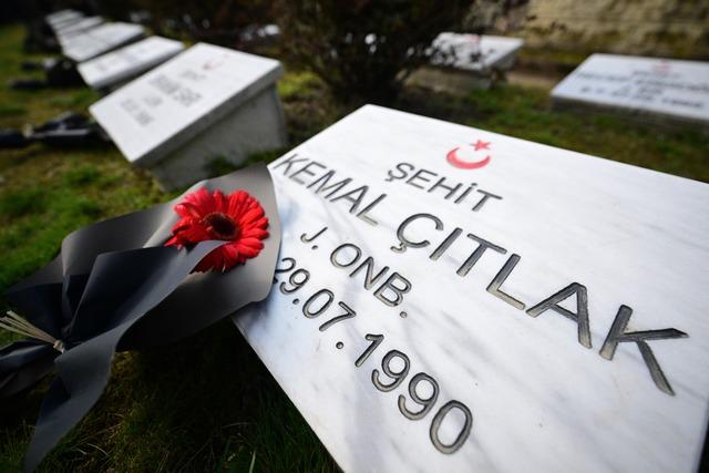 Sakarya ve &ccedil;evre illerde &Ccedil;anakkale Deniz Zaferi nin 111. yılı dolayısıyla t&ouml;renler d&uuml;zenlendi 28