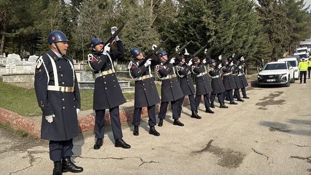 Sakarya ve &ccedil;evre illerde &Ccedil;anakkale Deniz Zaferi nin 111. yılı dolayısıyla t&ouml;renler d&uuml;zenlendi 18