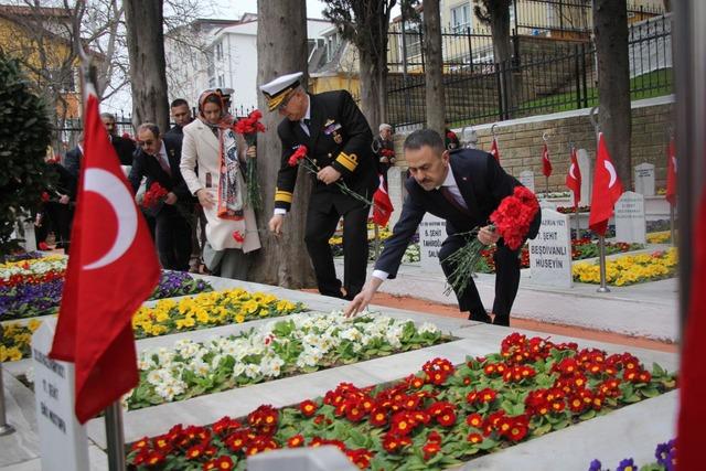 Sakarya ve &ccedil;evre illerde &Ccedil;anakkale Deniz Zaferi nin 111. yılı dolayısıyla t&ouml;renler d&uuml;zenlendi 11