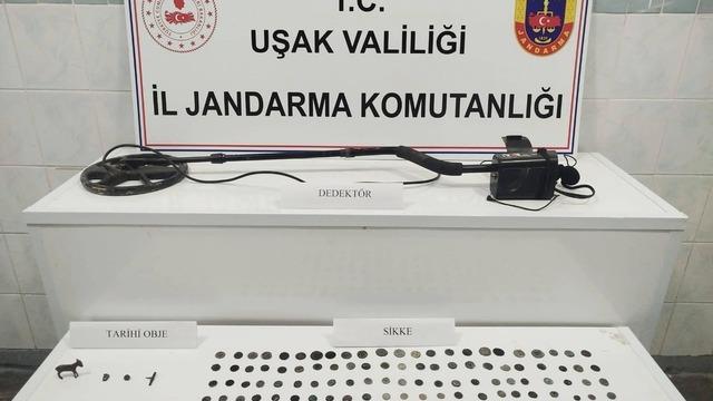 Uşak’ta 161 sikke ele geçirildi