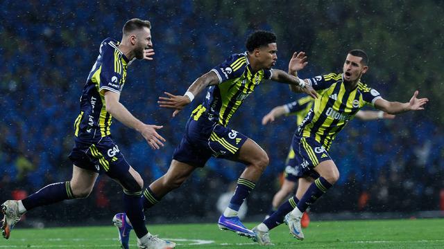 Fenerbahçe'ye sakatlık şoku! Kısmi yırtık tespit edildi
