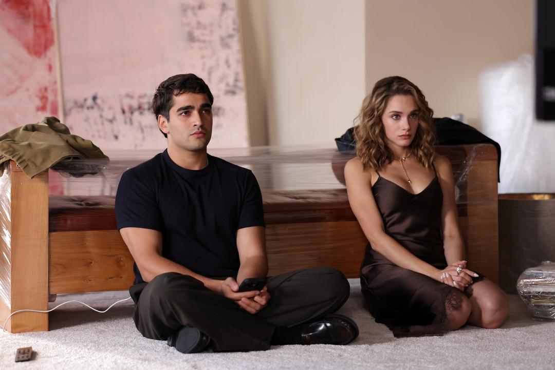 Bize Bi&rsquo;şey Olmaz fragmanı g&uuml;ndemde! &Ouml;p&uuml;şme sahneleri konuşuldu 1