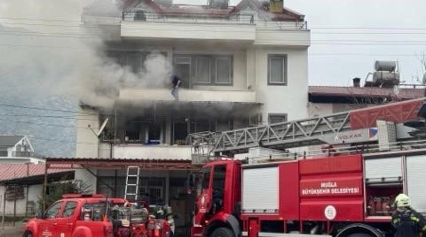 Fethiye&rsquo;de ev yangını