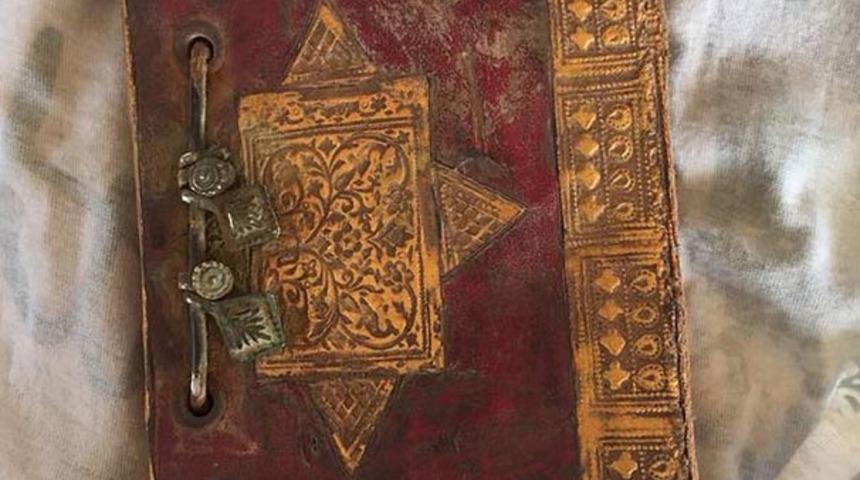 Otomobilden tarihi İncil &ccedil;ıktı