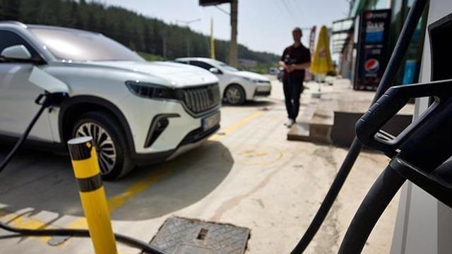 Elektrikli ara&ccedil; şarj soket sayısı şubatta 40 bini aştı