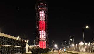 Sabiha G&ouml;k&ccedil;en&rsquo;de &Ccedil;anakkale ruhu g&ouml;ky&uuml;z&uuml;ne yansıdı