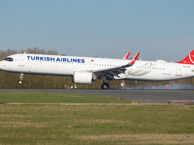 THY, Londra Stansted u&ccedil;uslarına başladı!
