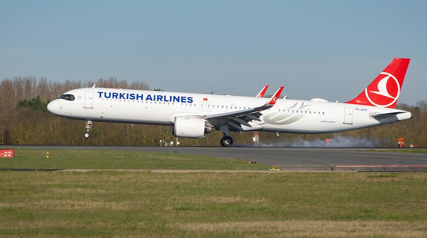 THY, Londra Stansted u&ccedil;uslarına başladı!