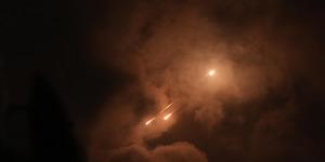 İran'dan yeni ABD kararı! Artık onlar da hedefte: "Tam g&uuml;&ccedil;le ateş altına alınacaklar"