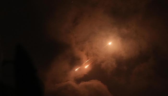 İran'dan yeni ABD kararı! Artık onlar da hedefte: "Tam g&uuml;&ccedil;le ateş altına alınacaklar"