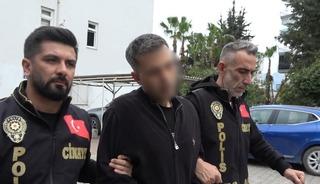 1 kişiyi &ouml;ld&uuml;ren, 2 kişiyi ağır yaralayan ş&uuml;pheli tutuklandı