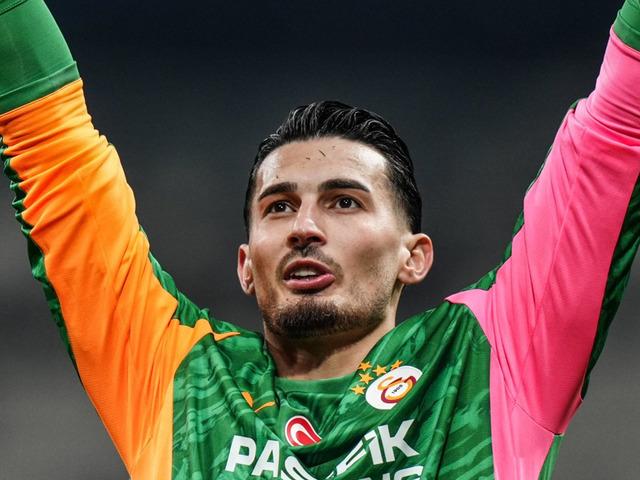 Anfield'da Uğurcan &Ccedil;akır duvarı! Salah'a ge&ccedil;it vermedi, Şampiyonlar Ligi tarihine ge&ccedil;ti...