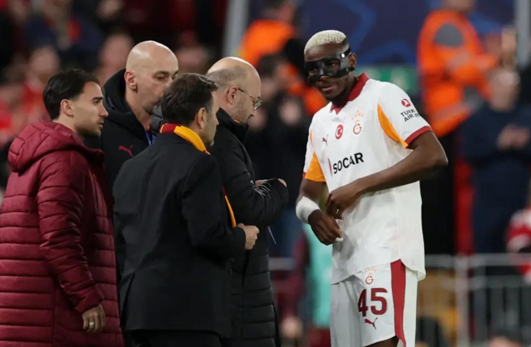 Eyvah Osimhen! Liverpool ma&ccedil;ına devam edememişti: Galatasaray korkutan haberi sabaha karşı a&ccedil;ıkladı  1