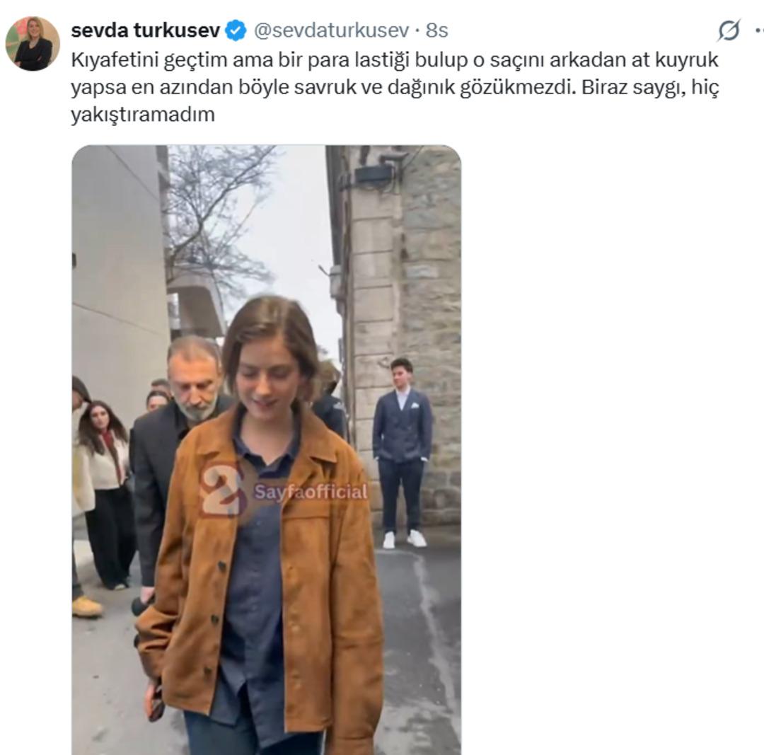 Ava Yaman&rsquo;ın iftar yemeğindeki tarzı sosya medyayı ikiye b&ouml;ld&uuml;!  1