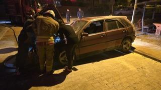 İskenderun’da otomobil yangını