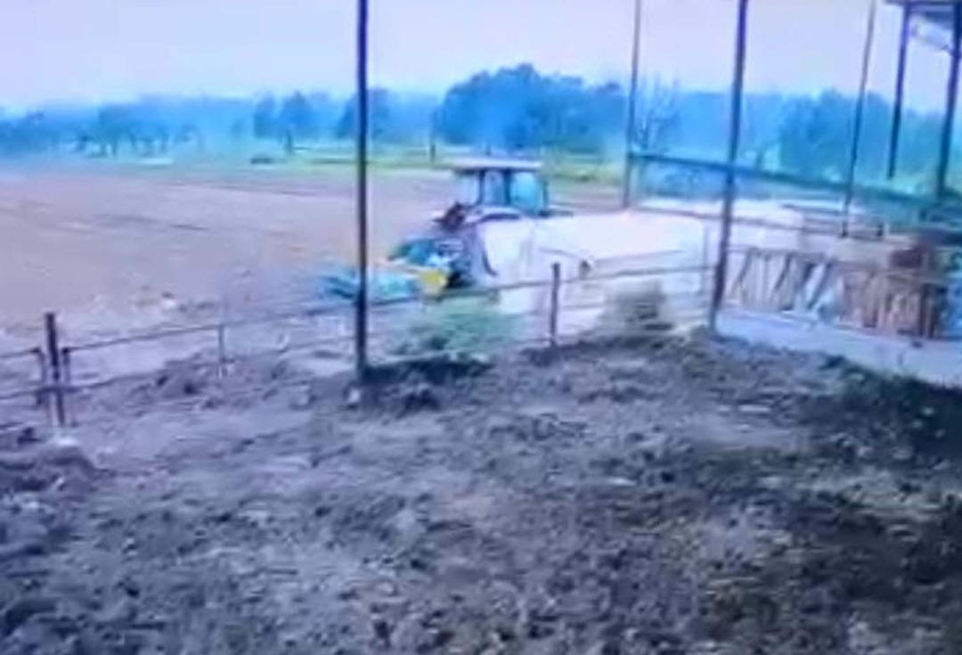 11 yaşındaki &ccedil;ocuğun kahreden &ouml;l&uuml;m&uuml;! Baba g&ouml;r&uuml;nce sinir krizi ge&ccedil;irdi 4