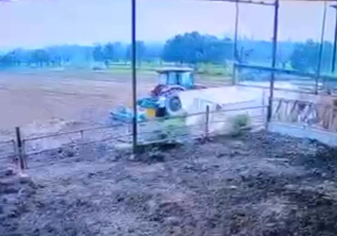 11 yaşındaki &ccedil;ocuğun kahreden &ouml;l&uuml;m&uuml;! Baba g&ouml;r&uuml;nce sinir krizi ge&ccedil;irdi 3