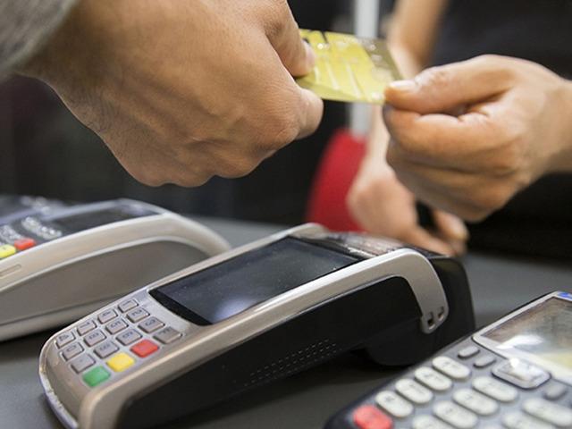 Şubat ayında 2,2 trilyon TL tutarında &ouml;deme kartla yapıldı