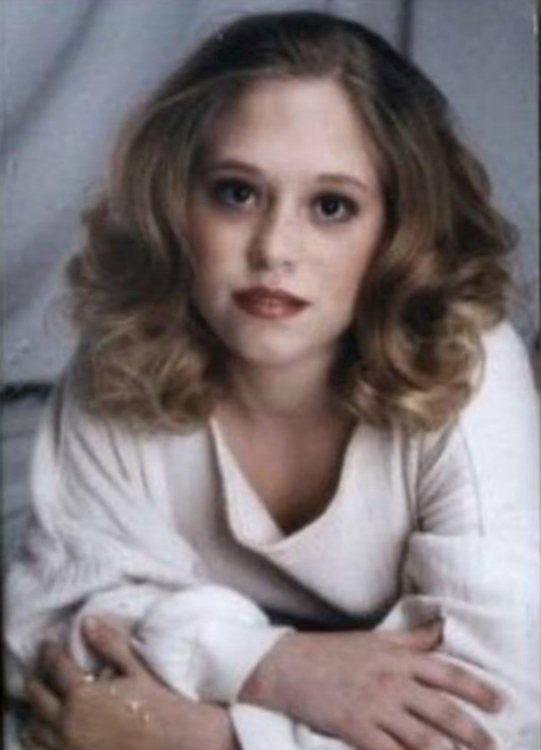 &Ouml;nce eşini ve iki &ccedil;ocuğunun kalbini s&ouml;kt&uuml; sonra kendi g&ouml;zlerini oyup yedi! 2