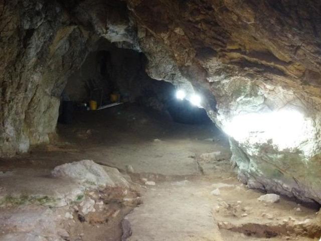 16 bin yıllık tarih g&uuml;n y&uuml;z&uuml;ne &ccedil;ıktı: Adak &ccedil;ukuru bulundu 