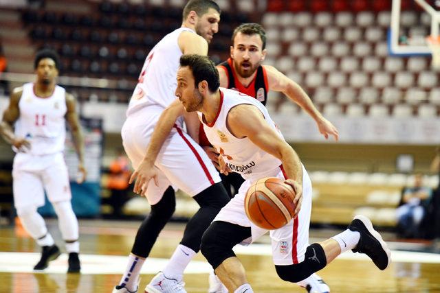 Gaziantep Basketbol - Muratbey Uşak: 68 - 65