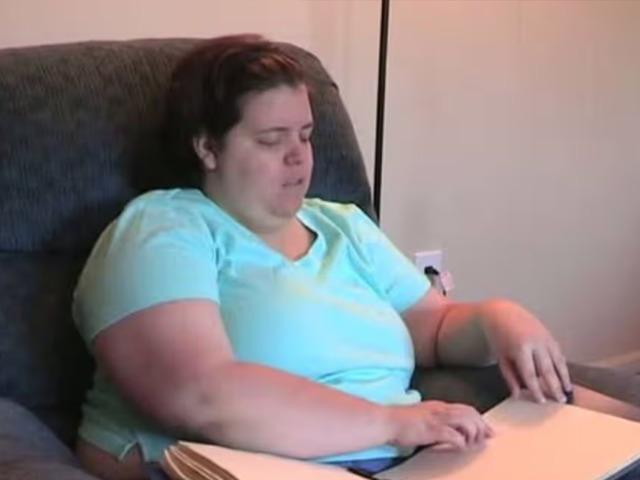 Kadının g&ouml;zlerine deterjan enjekte edip k&ouml;r etti!