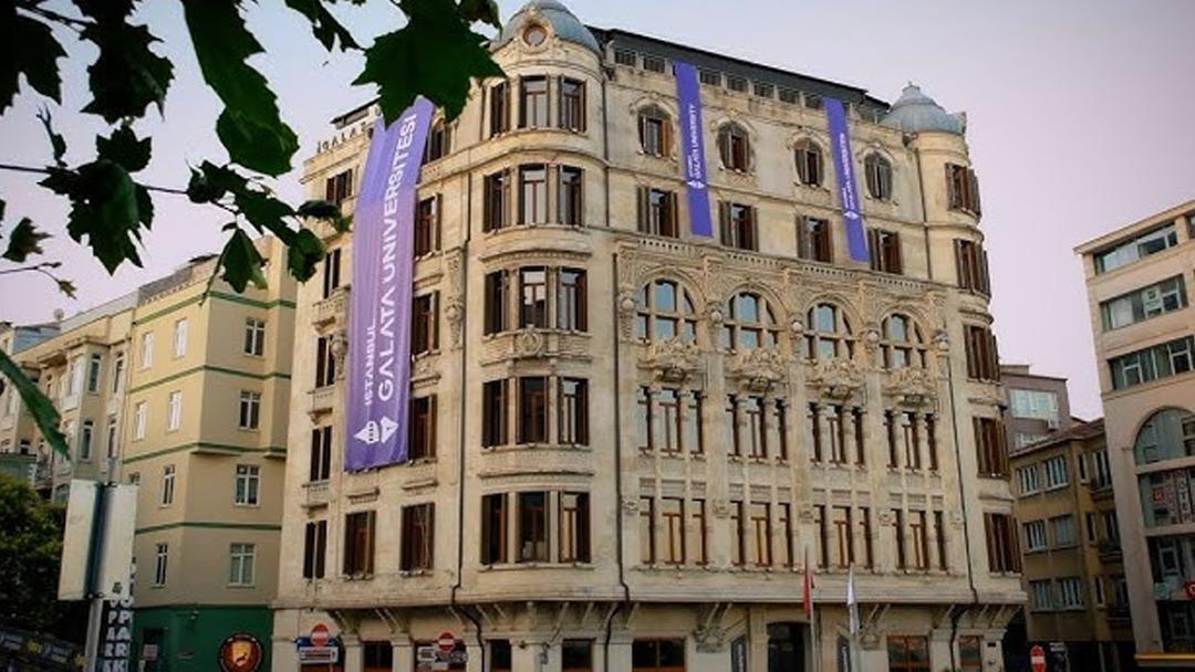 İstanbul un en eski apartmanlarından biriydi! Şişhane deki Frej Apartmanı rekor fiyata satıldı 2