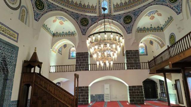 3 tarihi cami yeniden ibadete açılıyor! Bakan Ersoy: “Asırların mirasını ayağa kaldırıyoruz