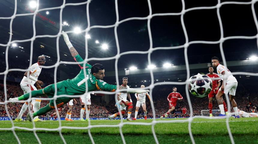 Ka&ccedil;an balık b&uuml;y&uuml;k oldu! Liverpool mağlubiyeti Galatasaray'ı dev kazan&ccedil;tan etti