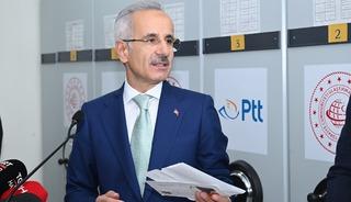 Bakan Uraloğlu: "PTT'nin k&ouml;kl&uuml; geleneğiyle bayramların manevi atmosferini yaşatmaya devam ediyoruz"