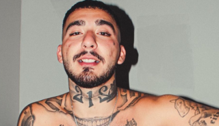 Seccade paylaşımına tepkiye kızdı! 'G&ouml;sterdiğim kadınlar...'