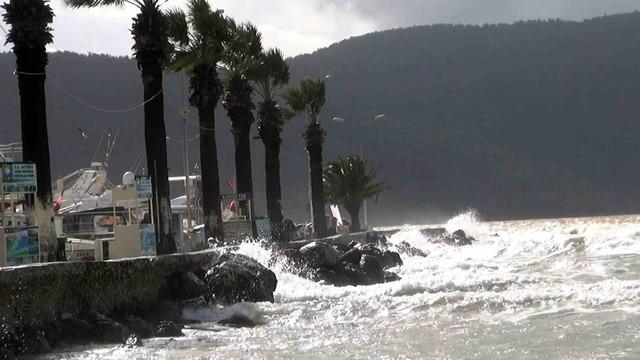Bodrum-Fethiye arası denizlerde fırtına uyarısı 1