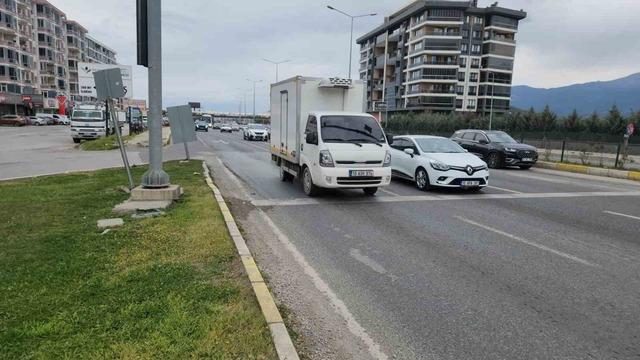 Balıkesir&rsquo;de arife g&uuml;n&uuml; trafik yoğunluğu 2