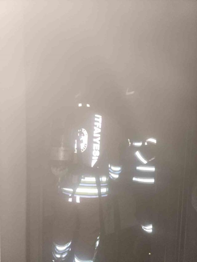 Kırıkhan&rsquo;da ev yangını 2